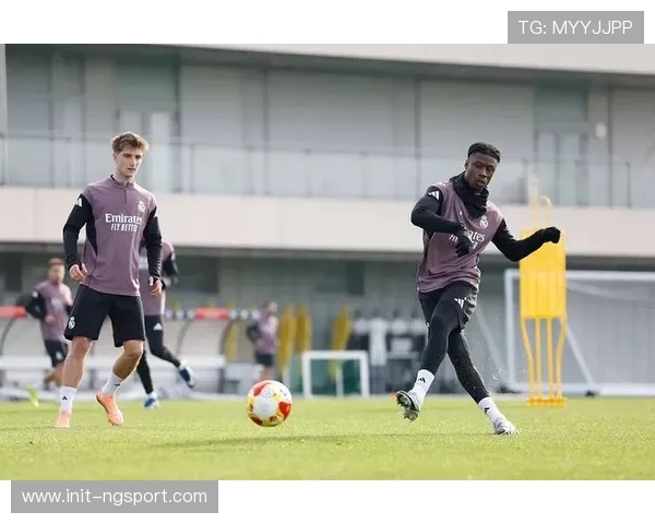 皇马主帅阿韦洛亚首秀上半场仅6射门,创近8年最低纪录