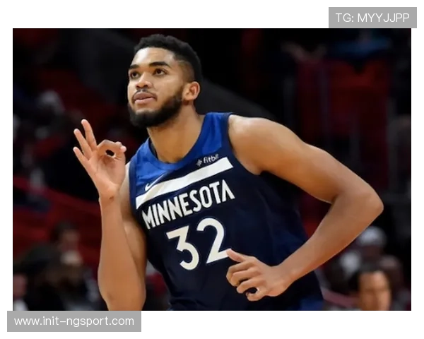 唐斯冲击生涯首个篮板王头衔,场均11.8个篮板