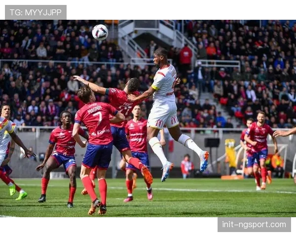 战术板：法兰克福如何应对波鸿的高空球优势