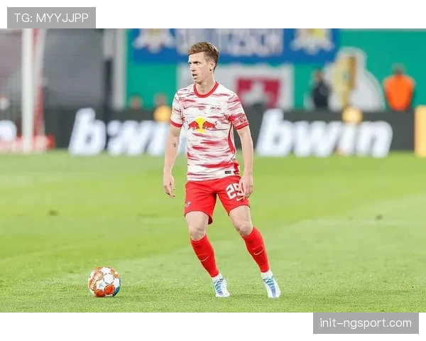 莱比锡官方宣布与24岁德国国脚中场维尔茨完成续约